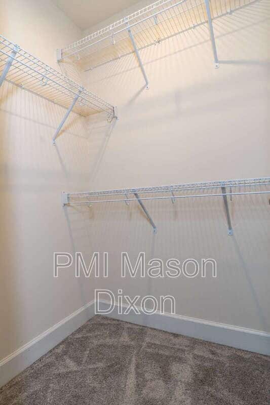 Building Photo - 9105 Fox Stream Way