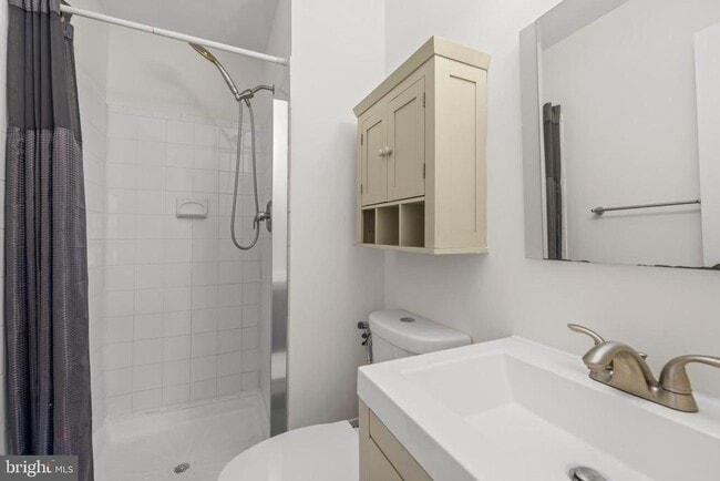 Building Photo - 1095 Travis Ln