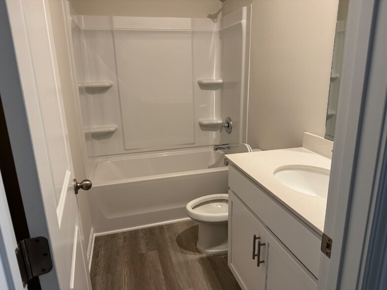 Building Photo - 8149 Huspa Ave