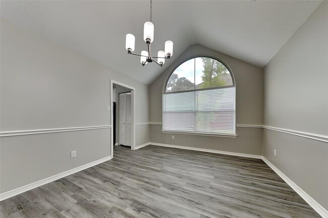 Building Photo - 8019 Malardcrest Dr