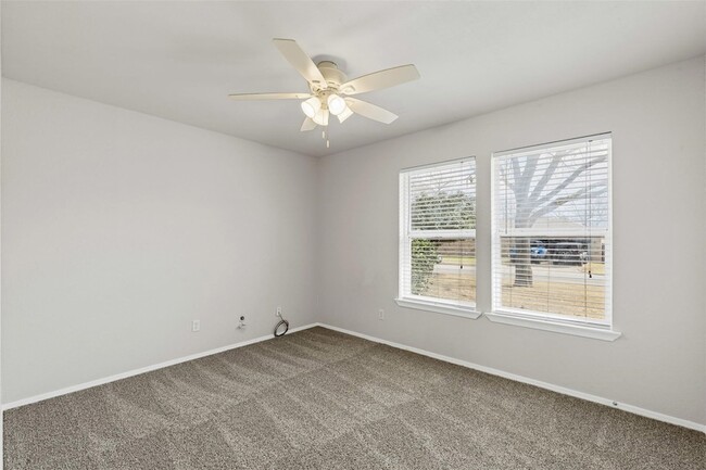 Building Photo - 1605 Morningside Dr