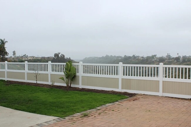 Building Photo - 4649 Mt Armet Dr