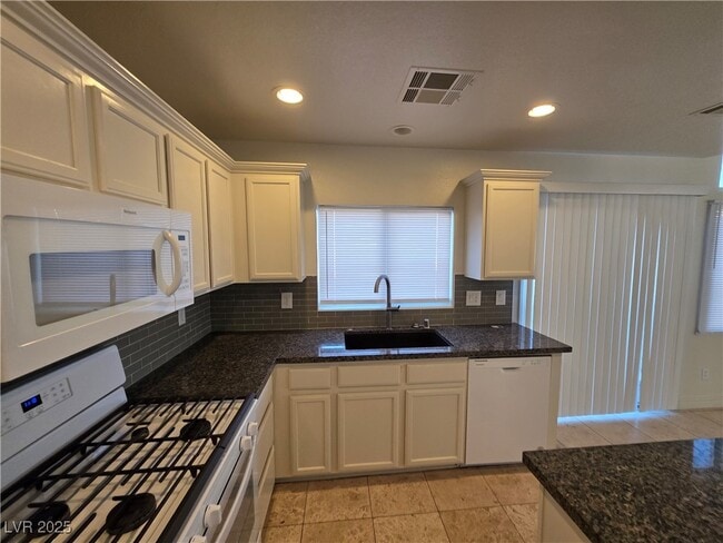 Building Photo - 6320 Legend Falls St