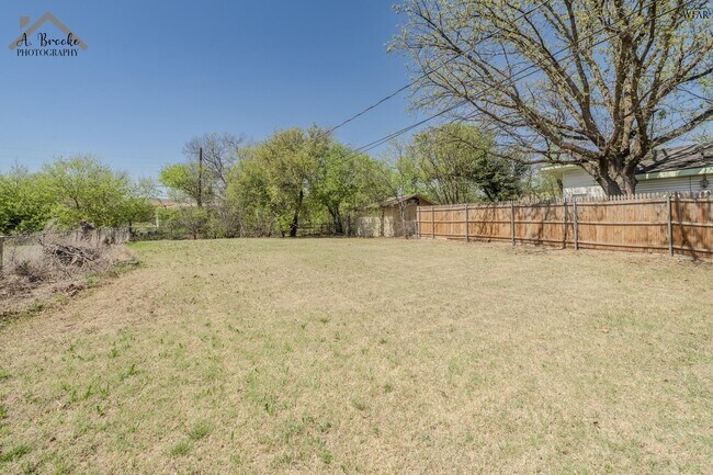 Building Photo - 3206 Grant St