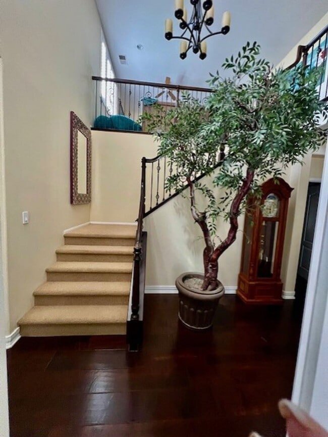 Building Photo - Beautiful, Expansive Paseo Del Sol Pool Home for Rent