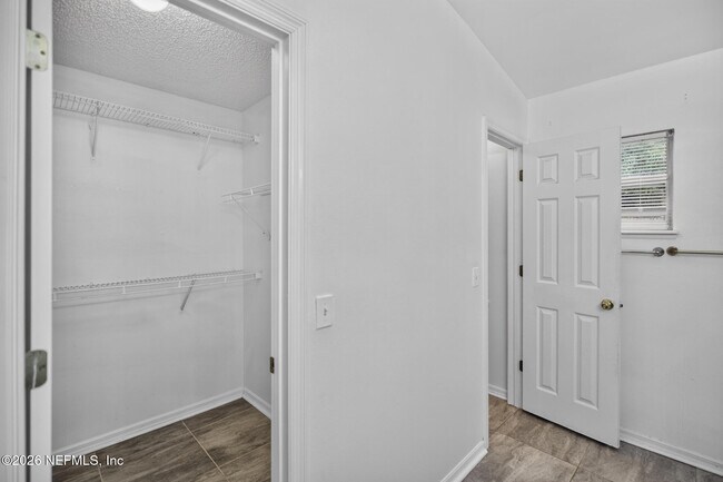 Building Photo - 11130 Bugatti Ct