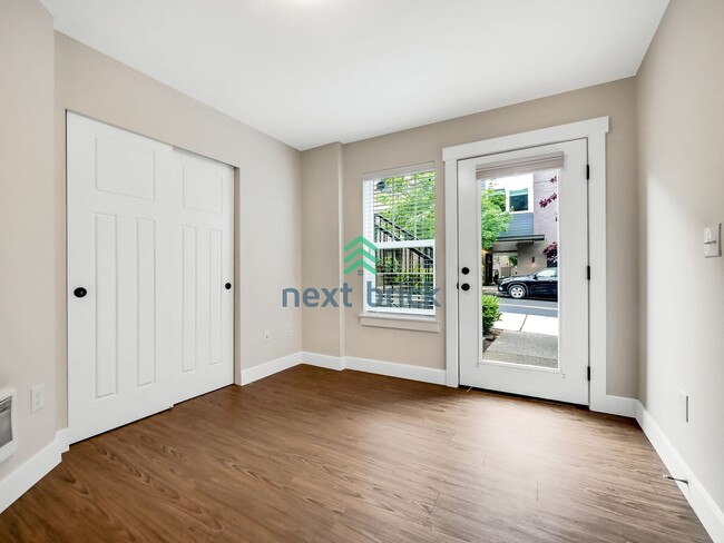 Building Photo - A Sparkling 3 Bed 2.5 Bath Home for Rent!