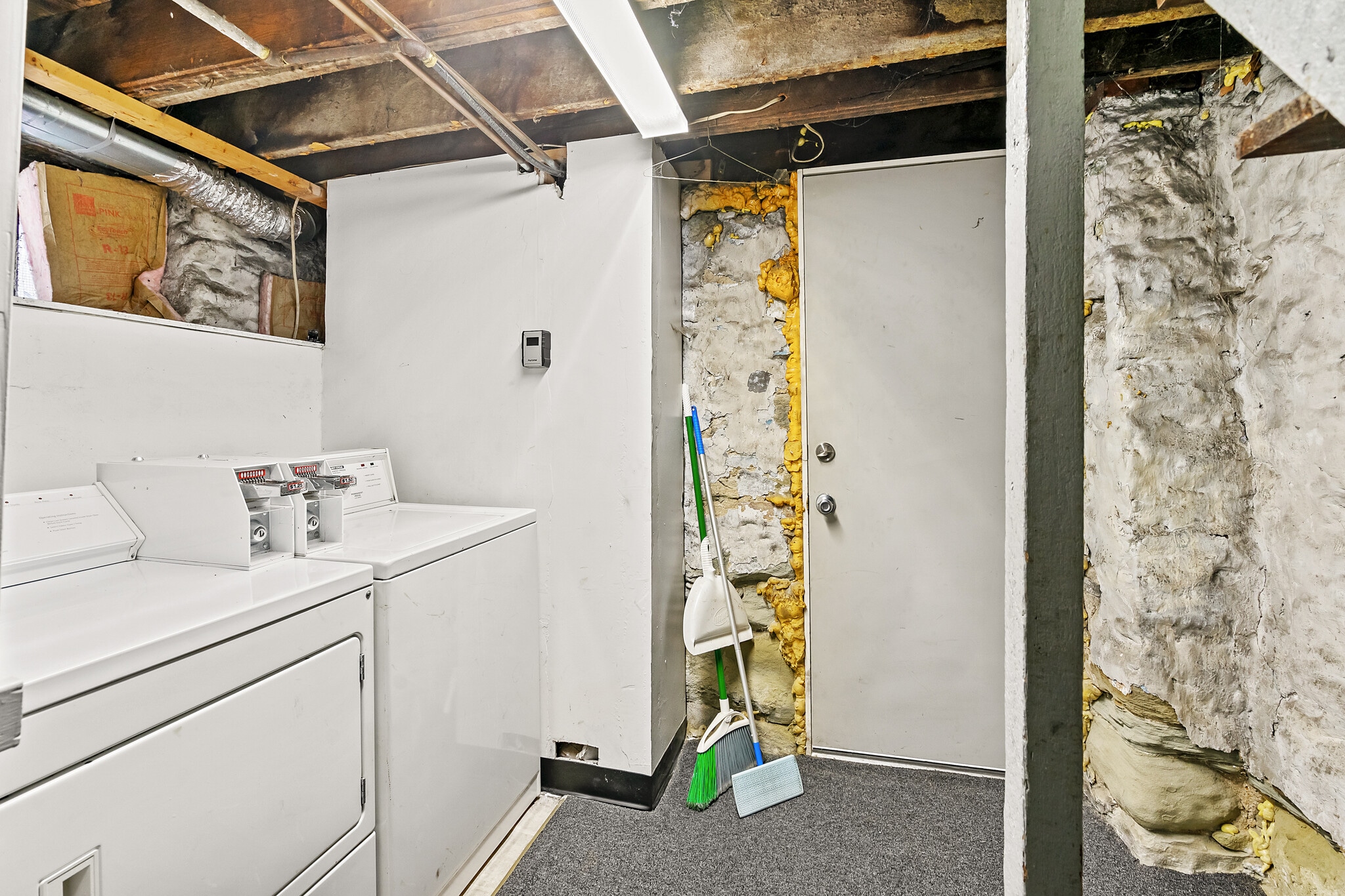 Building Photo - 356 Ophelia St