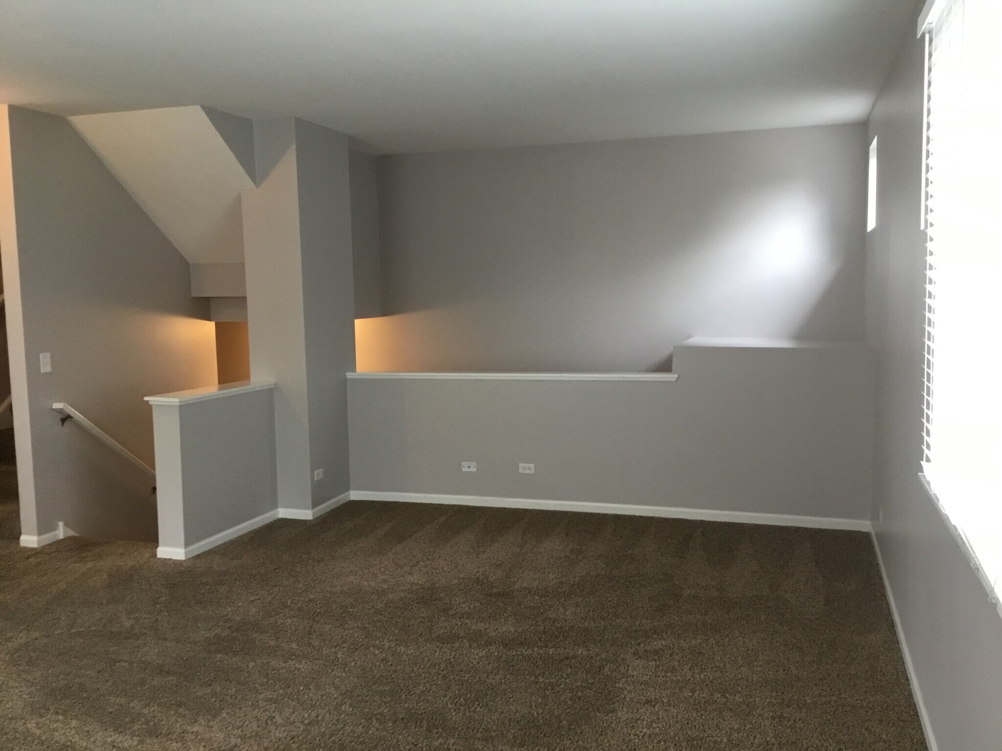Building Photo - 312 Evergreen Cir