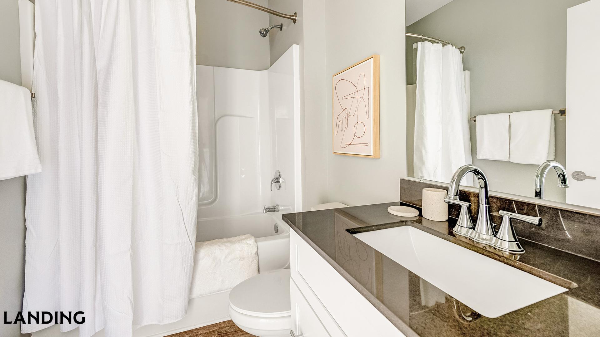 Building Photo - 5040 Linbar Dr