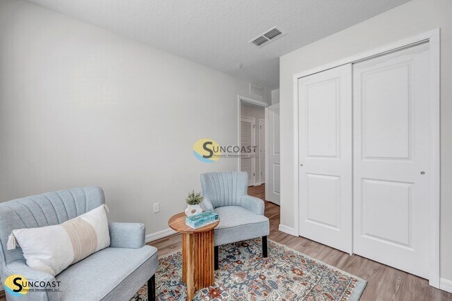 Building Photo - 6426 Sweetbay Ln