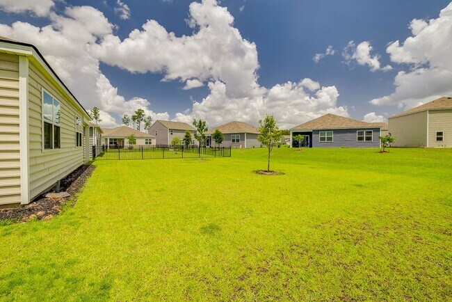 Building Photo - Stylish home in Highly Desirable Drayton P...