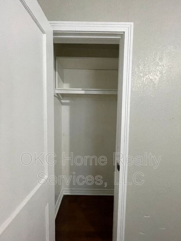 Building Photo - 1304 NW 99th St