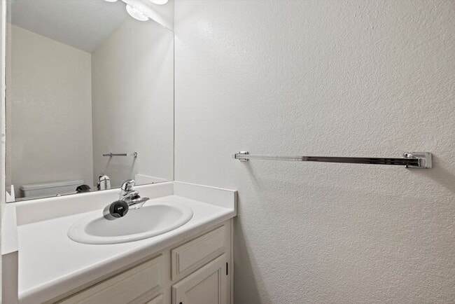 Building Photo - Beautiful 2-Bedroom Westminster Townhome with Private Patio