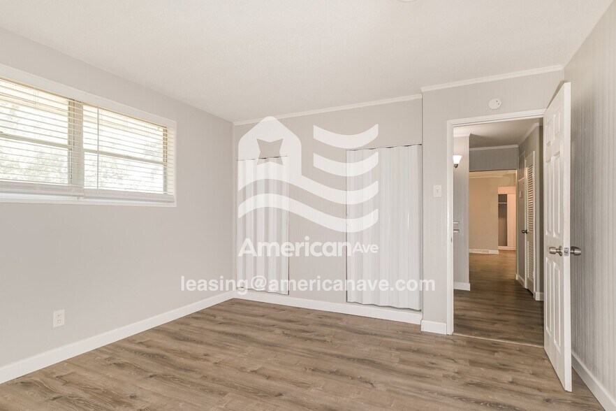 Building Photo - 9730 Lanier Dr