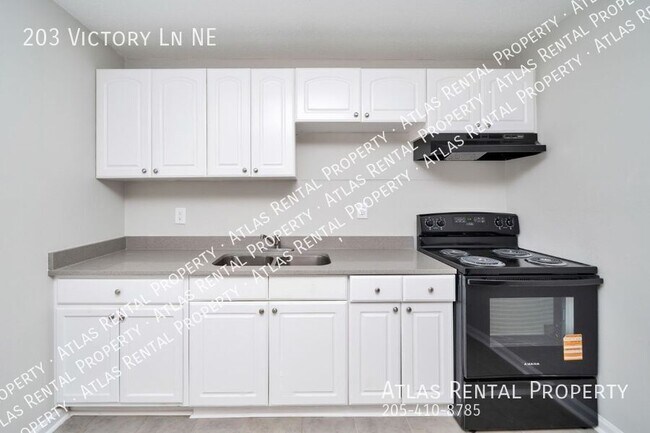 Building Photo - 203 Victory Ln NE