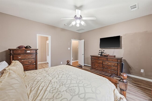 Building Photo - 1301 Concho Trail