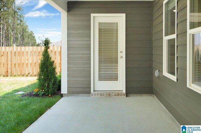 Building Photo - 283 Halifax Ln