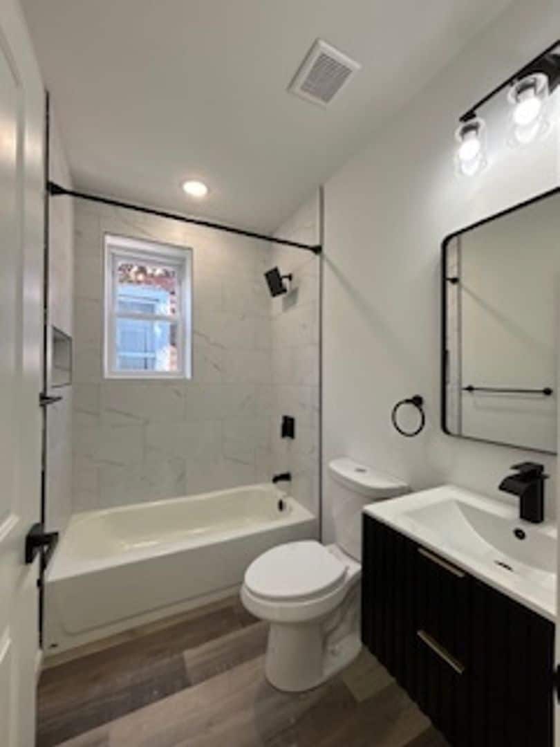 Building Photo - 5318 Walton Ave