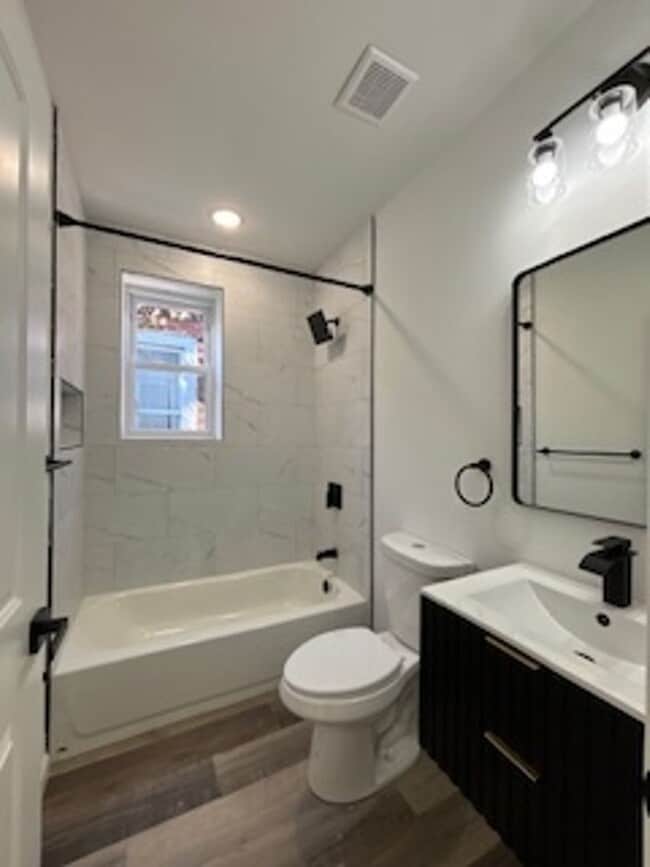 Building Photo - 5318 Walton Ave