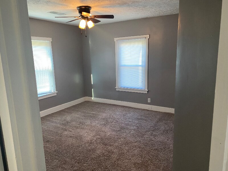 Building Photo - 200 Boggs Ln