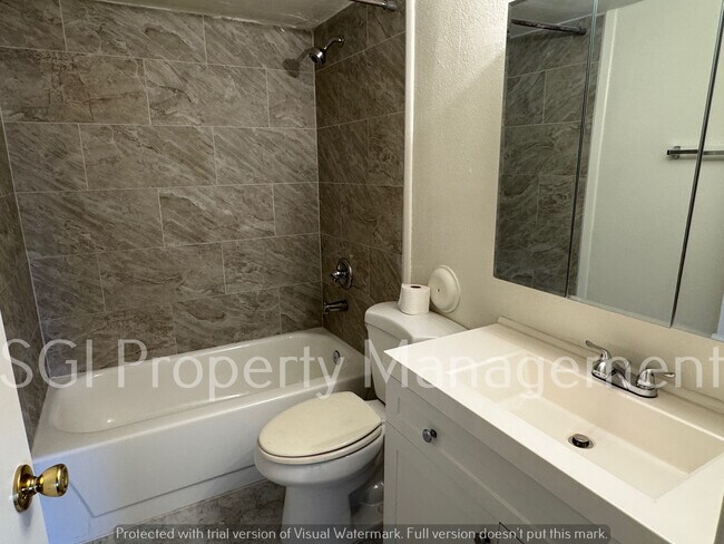 Building Photo - 3131 W Cochise Dr