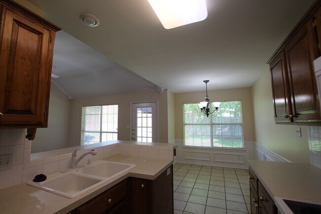 Building Photo - Almost Ready! 3 Bedroom 2 Bath in Whitehouse ISD!