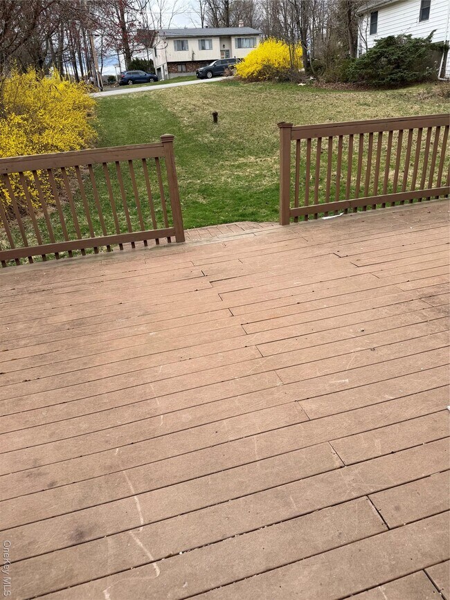 Building Photo - 9 Willard Pl