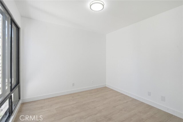 Building Photo - 7301 Vista Del Mar