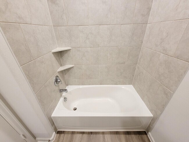 Building Photo - 94 Valiant Ridge Trail
