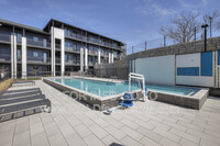 Building Photo - 600 E Trinity Ln