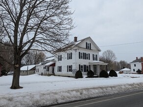 Building Photo - 116 Main St