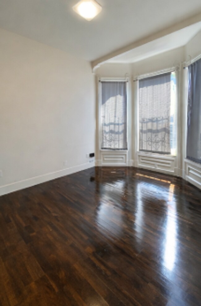 Building Photo - 1694 11th St