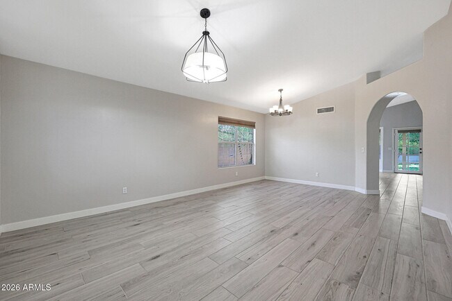 Building Photo - 14215 N 56th Pl