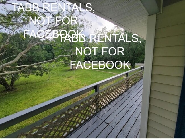 Building Photo - 278 Eves St