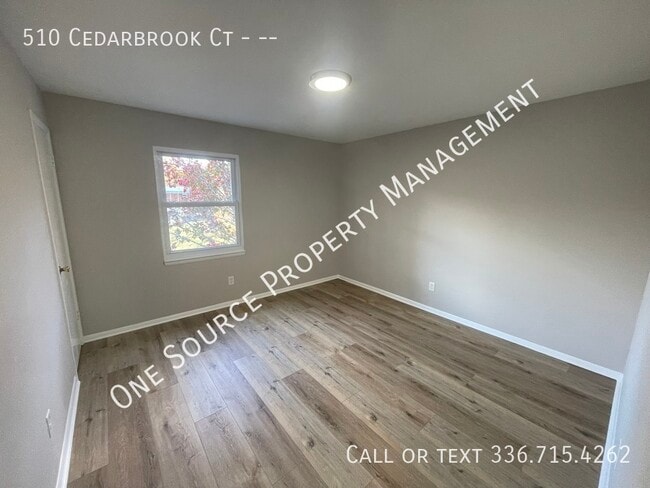 Building Photo - 510 Cedarbrook Ct