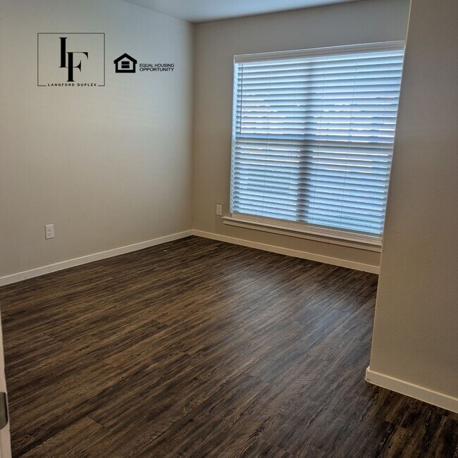 Building Photo - 2101 Lubbock