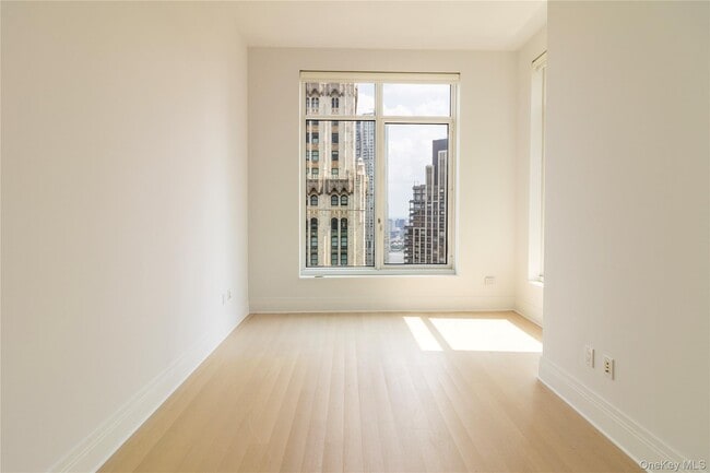 Building Photo - 30 Park Pl