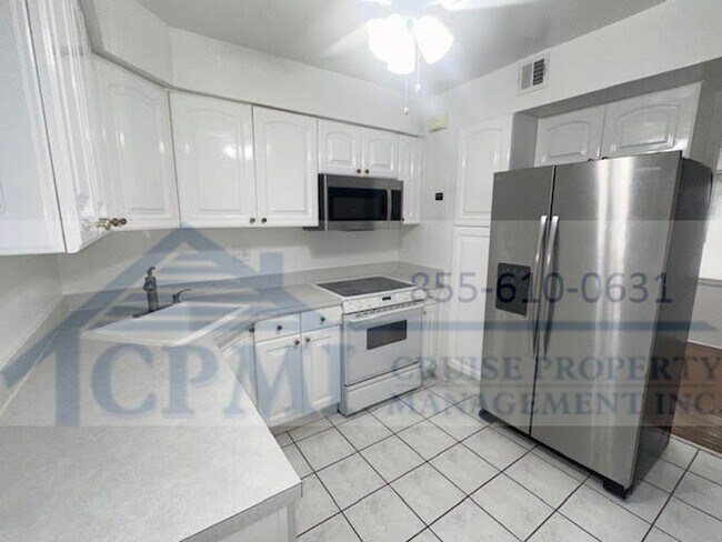 Building Photo - 124 Isle of Venice Dr