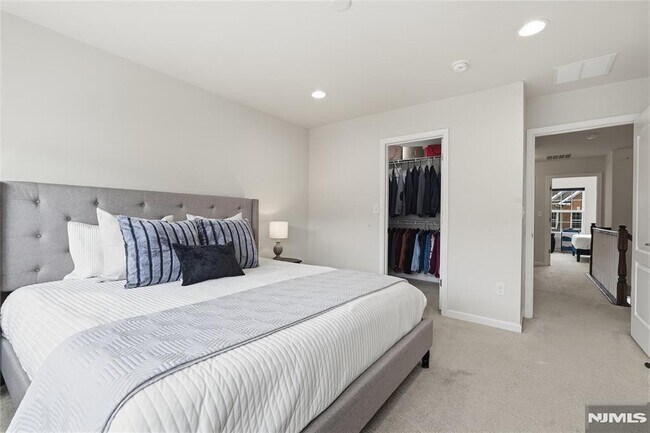 Building Photo - 56 Wesmont Drive