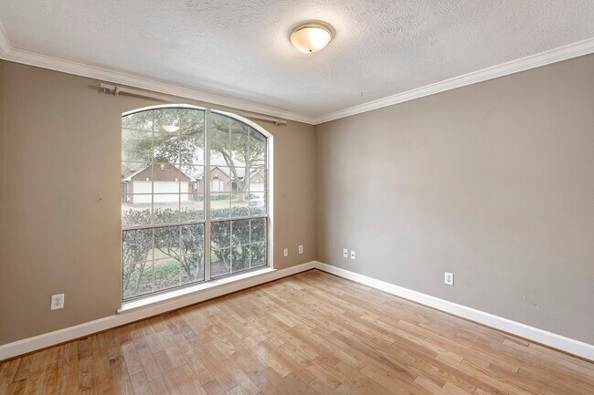 Building Photo - 7019 Lawler Ridge