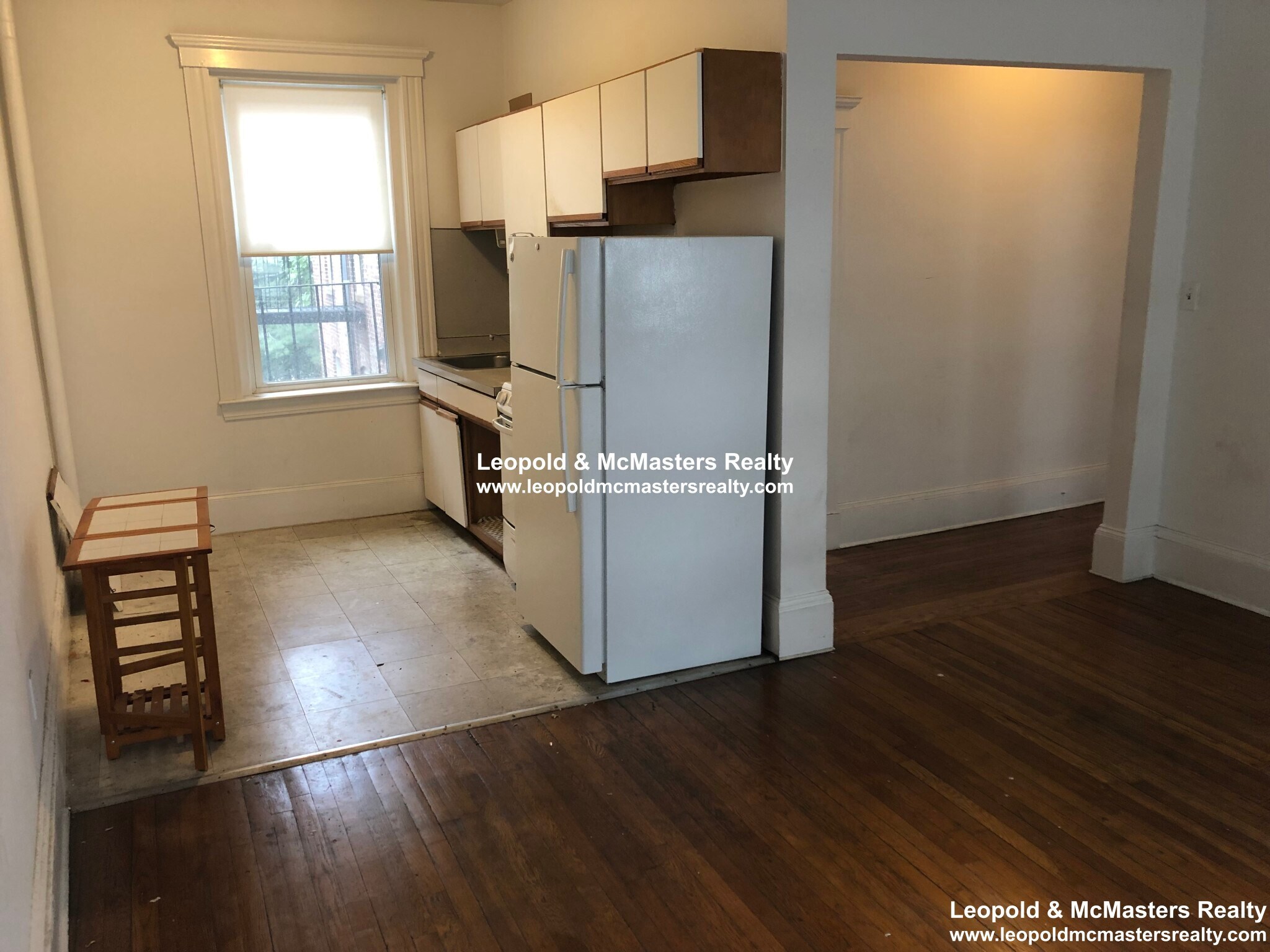 Building Photo - 144 Warren St