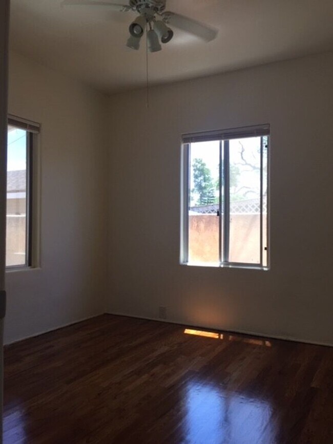 Building Photo - 4857-59 35th St