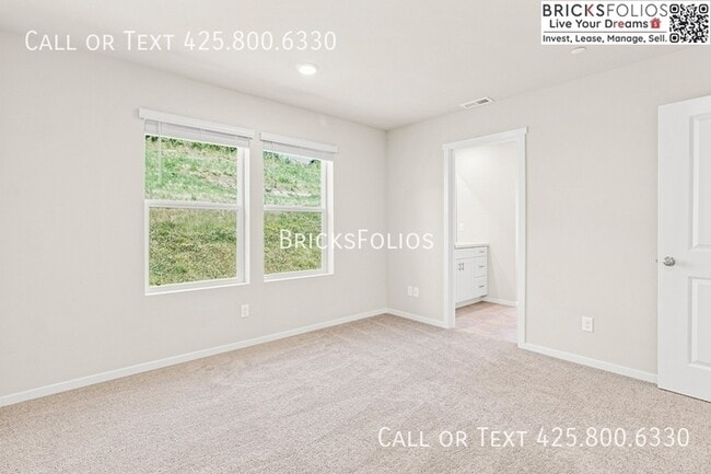 Building Photo - Peaceful Retreat in Beautiful Bremerton