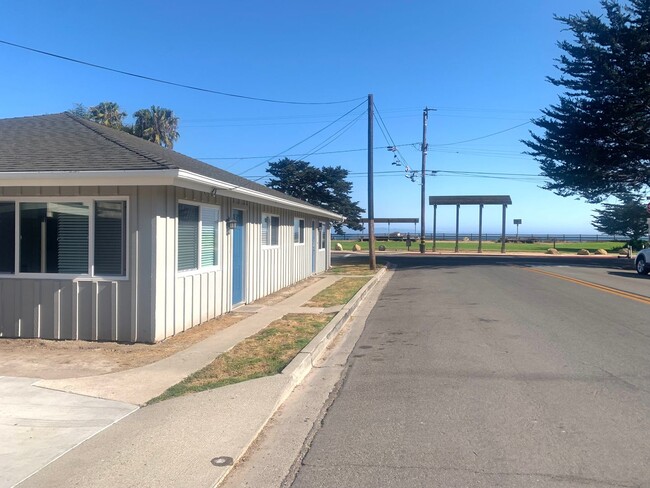 Primary Photo - 6798 DP