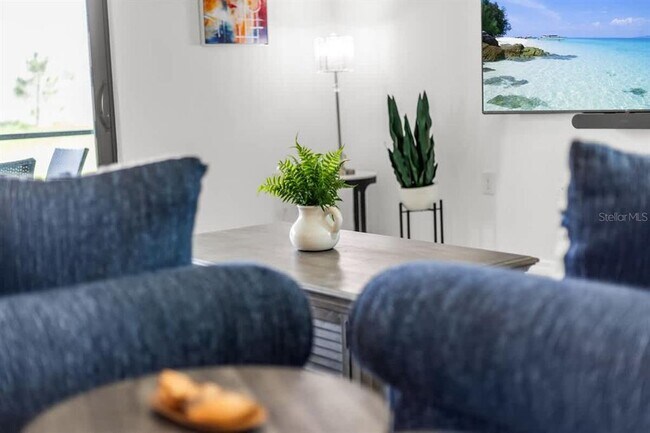 Building Photo - 1638 Saddlewood Cir