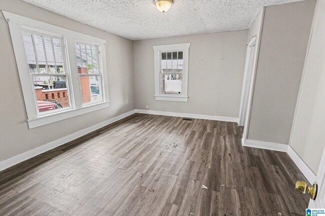 Building Photo - 1447 Wharton Ave