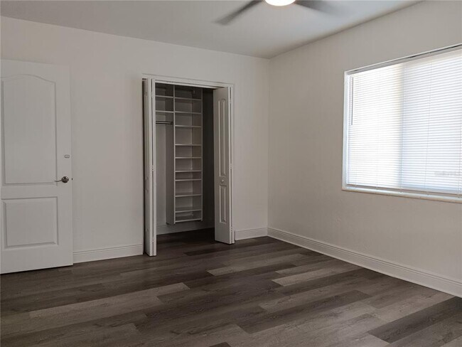 Building Photo - 4864 Lake Charles Dr N