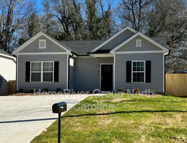 Building Photo - 621 Northway Dr