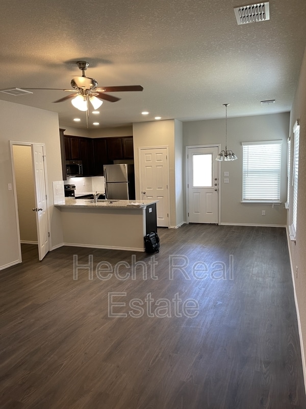 Building Photo - 5508 Haven Spgs